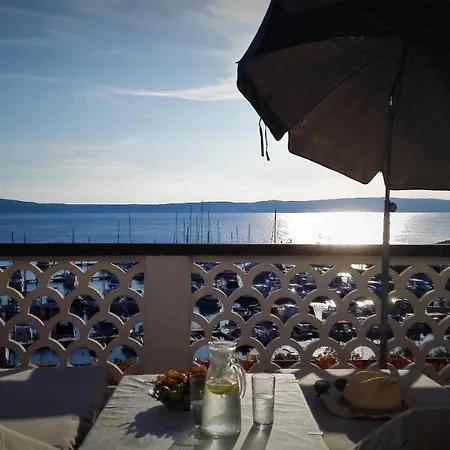 펜션 House Belavista *