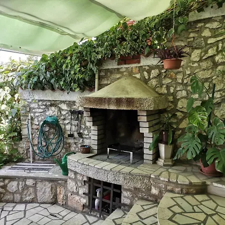 House Belavista 펜션