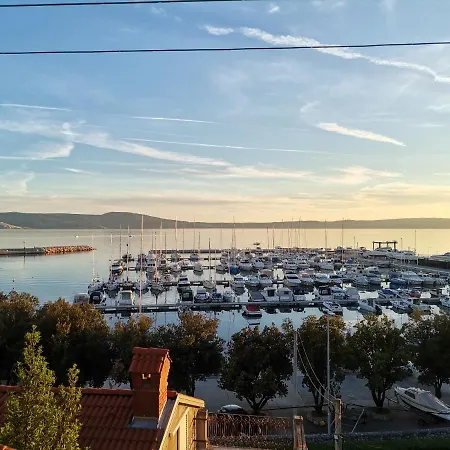 House Belavista * 노비비노돌스키