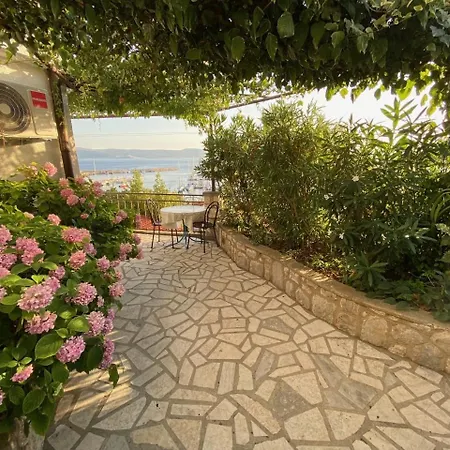 House Belavista 펜션 *